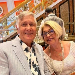 Meet your Posher, Sandy